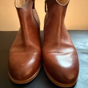 Sofft Women's Brown Leather Ankle Boots